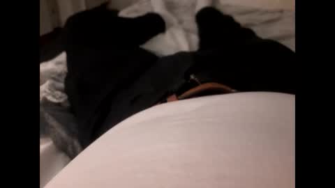 Snapshot of thicksingarters chatting on March 9, 2025, 11:03 pm thicksingarters online show from March 9, 2025, 11:03 pm