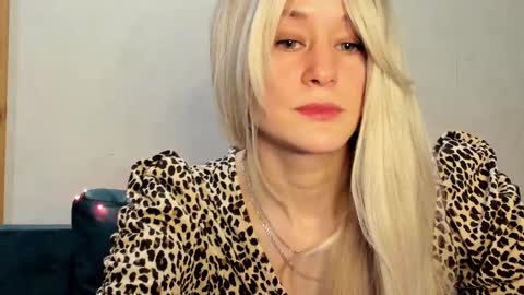 Snapshot of thief_of_hearts_ chatting on February 25, 2025, 12:47 am thief_of_hearts_ online show from February 25, 2025, 12:47 am