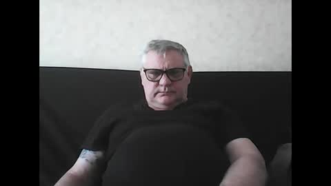 Snapshot of thierrysymp chatting on December 7, 2024, 10:56 am Thierrysymp online show from December 7, 2024, 10:56 am