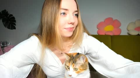 Snapshot of thisisamelia chatting on December 2, 2024, 5:04 pm Amelia  shows on mondays fridays and sundays  if anything changes im giving updates on my fansly  online show from December 2, 2024, 5:04 pm