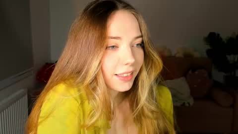 Snapshot of thisisamelia chatting on March 3, 2025, 3:20 pm Amelia  shows on mondays fridays and sundays  if anything changes im giving updates on my fansly  online show from March 3, 2025, 3:20 pm