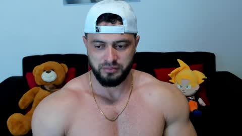 Snapshot of thomas_brandon chatting on January 17, 2025, 5:53 am Thomas Brandon online show from January 17, 2025, 5:53 am