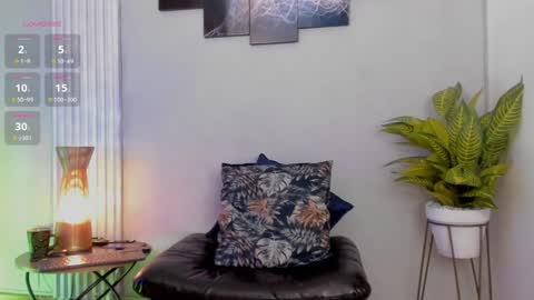 Snapshot of thomas_eliotts chatting on December 16, 2024, 11:07 pm Thomas Eliott independent model online show from December 16, 2024, 11:07 pm