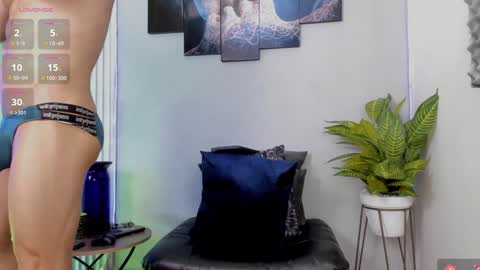 Snapshot of thomas_eliotts chatting on February 2, 2025, 7:46 pm Thomas Eliott independent model online show from February 2, 2025, 7:46 pm