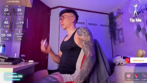Snapshot of thomas_fuckboy chatting on September 18, 2025, 11:01 am Thomas Grey online show from September 18, 2025, 11:01 am