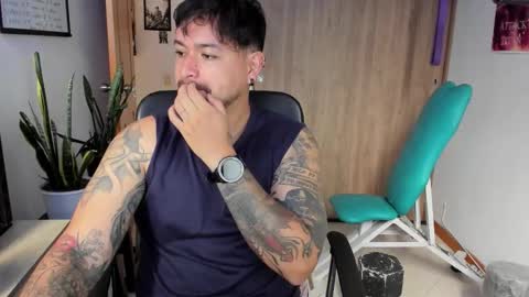 Thomas online show from December 1, 2025, 5:07 pm