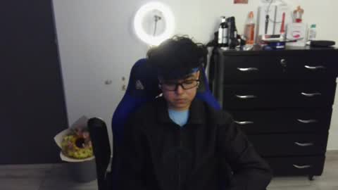 Snapshot of thomascooper_cams chatting on January 23, 2025, 2:02 am VALERIA online show from January 23, 2025, 2:02 am