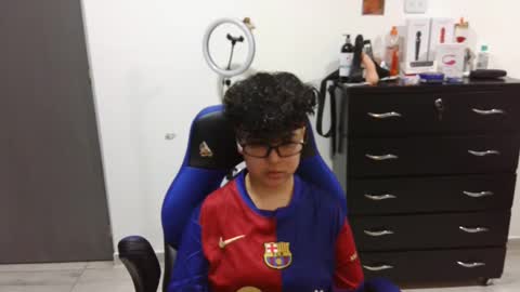 Snapshot of thomascooper_cams chatting on January 27, 2025, 12:33 am VALERIA online show from January 27, 2025, 12:33 am