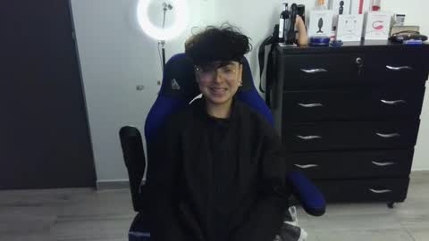 Snapshot of thomascooper_cams chatting on February 13, 2025, 4:11 am VALERIA online show from February 13, 2025, 4:11 am
