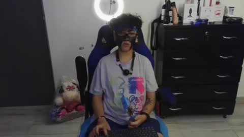Snapshot of thomascooper_cams chatting on February 25, 2025, 1:09 am VALERIA online show from February 25, 2025, 1:09 am