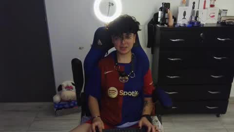 Snapshot of thomascooper_cams chatting on February 28, 2025, 11:01 pm VALERIA online show from February 28, 2025, 11:01 pm