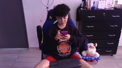 Snapshot of thomascooper_cams chatting on March 12, 2025, 7:06 pm VALERIA online show from March 12, 2025, 7:06 pm