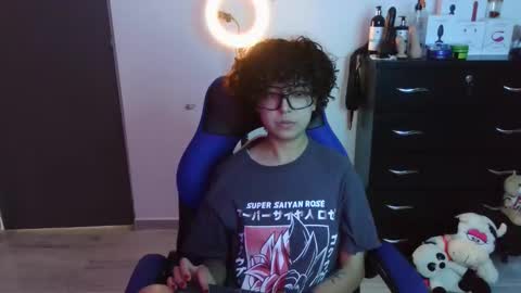 Snapshot of thomascooper_cams chatting on October 4, 2025, 6:50 pm VALERIA online show from October 4, 2025, 6:50 pm