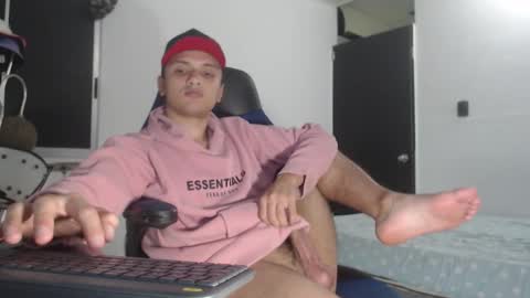 Thomas bender online show from November 13, 2025, 7:07 am