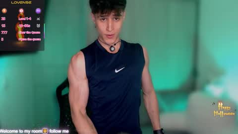 Thom Klein online show from October 4, 2025, 6:50 pm