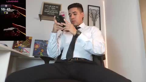 thonydupont online show from March 11, 2025, 8:53 pm