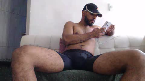 Snapshot of thonymaster chatting on November 19, 2025, 8:20 pm thonyy online show from November 19, 2025, 8:20 pm