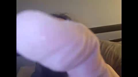 Snapshot of throbster513 chatting on November 10, 2025, 3:00 pm throbster513 online show from November 10, 2025, 3:00 pm