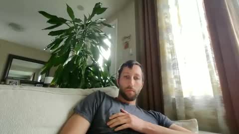 throwawayafteruse20202 online show from October 20, 2025, 6:08 pm