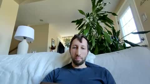 throwawayafteruse20202 online show from November 4, 2025, 4:17 pm