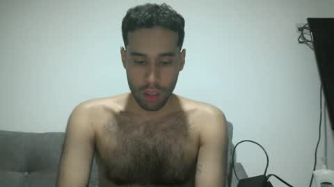 Snapshot of throwawayyourgun chatting on February 8, 2025, 3:08 am Luka online show from February 8, 2025, 3:08 am