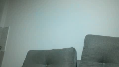 Snapshot of throwawayyourgun chatting on February 10, 2025, 10:51 pm Luka online show from February 10, 2025, 10:51 pm