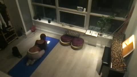 Snapshot of tia_fox chatting on October 22, 2025, 8:14 am tia_fox online show from October 22, 2025, 8:14 am