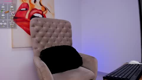 Snapshot of tiago_hannah chatting on October 3, 2025, 12:18 am carolina online show from October 3, 2025, 12:18 am