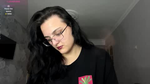 Mary online show from November 14, 2025, 10:03 am