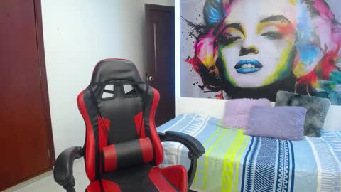 tiana_breeze online show from October 2, 2025, 3:02 am