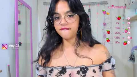 Snapshot of tianaa_a chatting on November 25, 2025, 4:01 am Anny 3 online show from November 25, 2025, 4:01 am