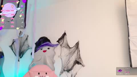 Tiana Le online show from October 29, 2025, 10:44 pm