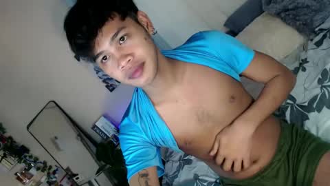 Snapshot of tiara_perezx chatting on February 2, 2025, 2:59 am Sam online show from February 2, 2025, 2:59 am