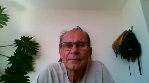 Snapshot of tiaretiareopui chatting on November 2, 2025, 10:50 am tiaretiareopui online show from November 2, 2025, 10:50 am