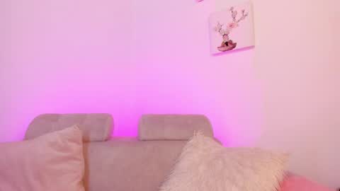 Tiarha online show from February 20, 2025, 8:39 am