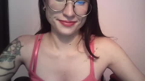 Snapshot of tifanny_a chatting on February 13, 2025, 11:04 pm Tifanny online show from February 13, 2025, 11:04 pm