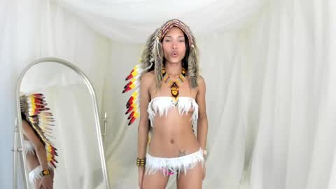 Snapshot of tifanny_eve chatting on February 15, 2025, 4:12 pm Dani online show from February 15, 2025, 4:12 pm