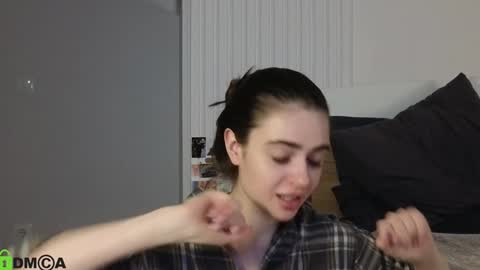 Snapshot of tiffany_loong chatting on February 2, 2025, 9:23 pm tiffany online show from February 2, 2025, 9:23 pm