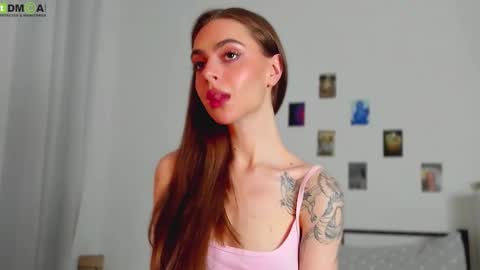 Snapshot of tiffany_loong chatting on September 17, 2025, 11:39 pm tiffany online show from September 17, 2025, 11:39 pm