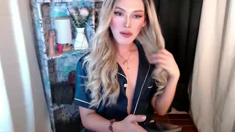 tiffany online show from November 6, 2025, 5:47 pm