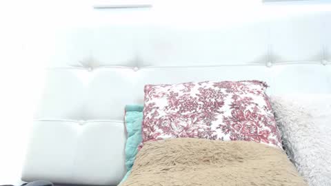 Tifanny Fox online show from February 7, 2025, 4:46 pm