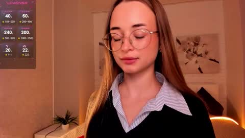 Tiffany online show from November 10, 2025, 1:10 pm