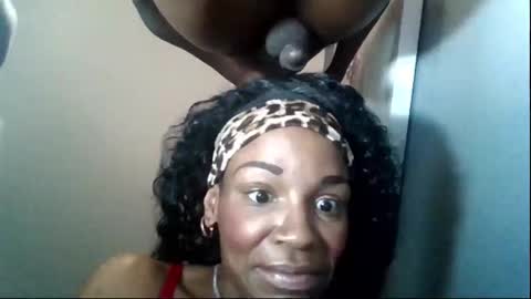 tiffanyslim274 online show from December 31, 2024, 5:18 pm