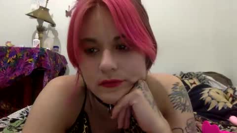 Snapshot of tigerlily228 chatting on September 20, 2025, 1:28 am Tigerlily online show from September 20, 2025, 1:28 am