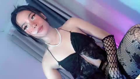 tight_elliana online show from September 23, 2025, 10:40 am