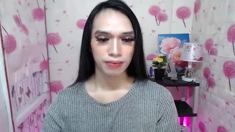 Snapshot of tijanafox chatting on December 2, 2024, 7:03 am Tijana online show from December 2, 2024, 7:03 am