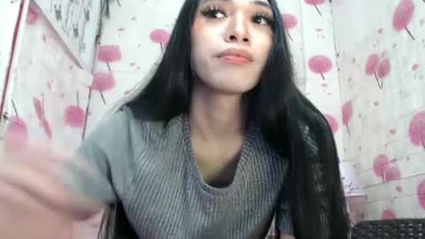 Snapshot of tijanafox chatting on December 17, 2024, 5:40 am Tijana online show from December 17, 2024, 5:40 am