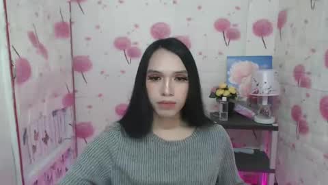 Snapshot of tijanafox chatting on December 19, 2024, 7:18 am Tijana online show from December 19, 2024, 7:18 am