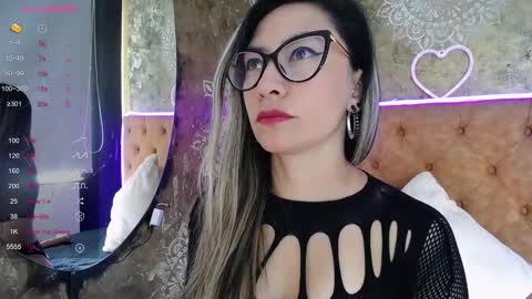 TILA TEQUILA online show from January 20, 2025, 12:39 pm