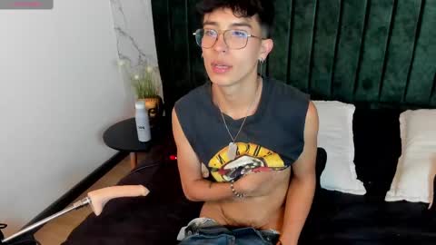 Snapshot of tim__fox chatting on January 28, 2025, 8:26 pm Tim Fox online show from January 28, 2025, 8:26 pm